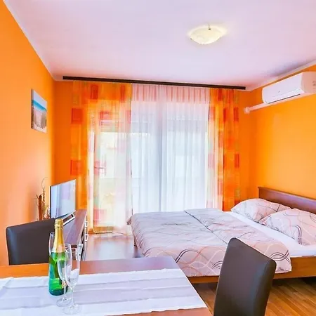 Studio Fur 2 Personen Ca 30 Qm In Medulin, Istrien Sudkuste Von Istrien *